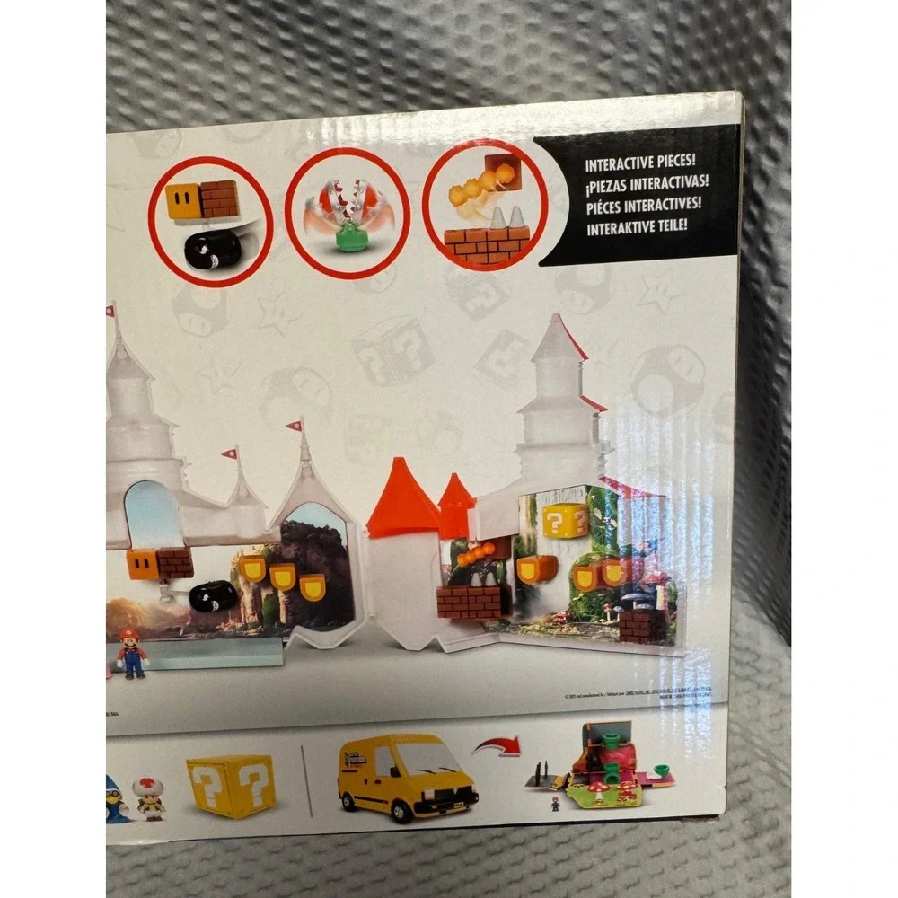 The Super Mario Bros Movie Play Set [ Mushroom Kingdom Castle ] NEW